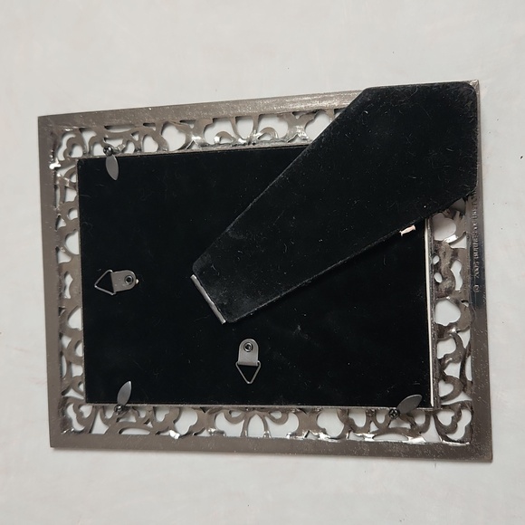 Pewter heart picture frame - Picture 3 of 4